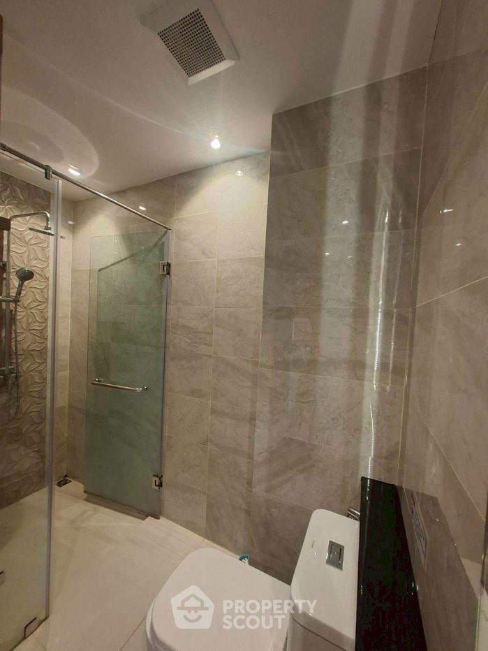 picture 1-BR Condo at The Riviera Ocean Drive close to Jomtien Beach (ID 2295142) - 11/19