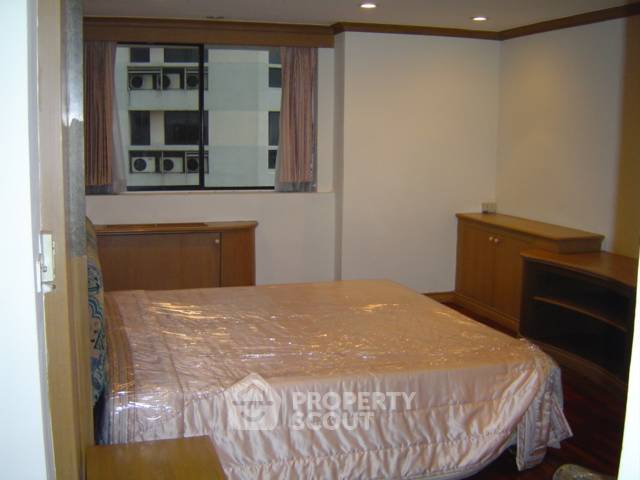 picture 3-BR Condo at President Park Condominium near MRT Queen Sirikit National Convention Centre (ID 515382) - 6/10