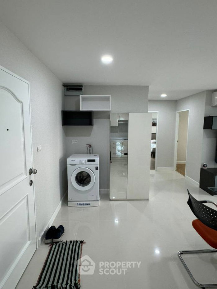 รูป คอนโด 2-ห้องนอน ที่ สุรวงศ์ ซิตี้ รีสอร์ท คอนโดมิเนียม ใกล้ MRT สามย่าน (ID 1854717) - รูปที่ 2/16