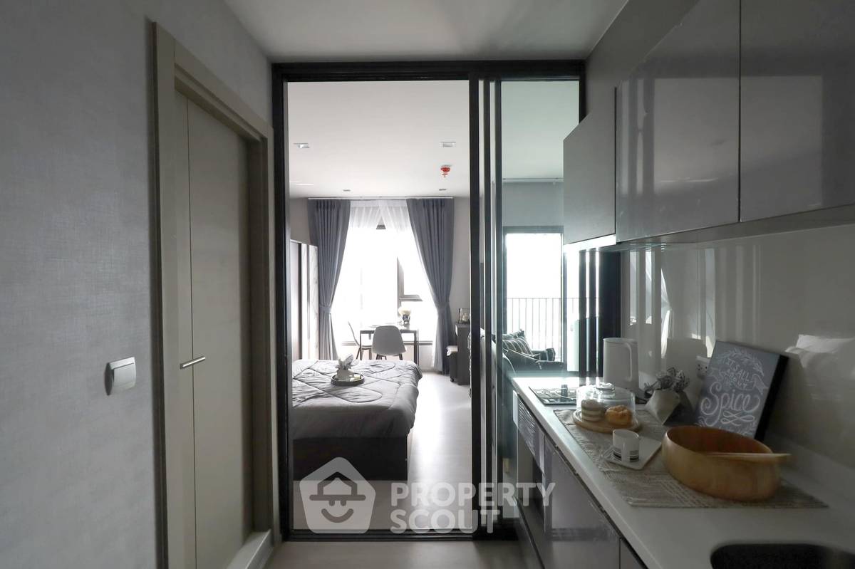 picture 1-BR Condo at Life Asoke - Rama 9 near MRT Phra Ram 9 (ID 747777) - 1/9