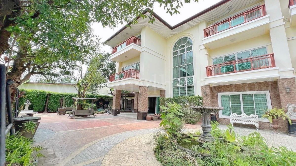 รูป บ้านเดี่ยว 3 ชั้น หมู่บ้านเมืองทองธานี โครงการ 2 บ้านสวย พร้อมอยู่ ราคาถูก - รูปที่ 2/18