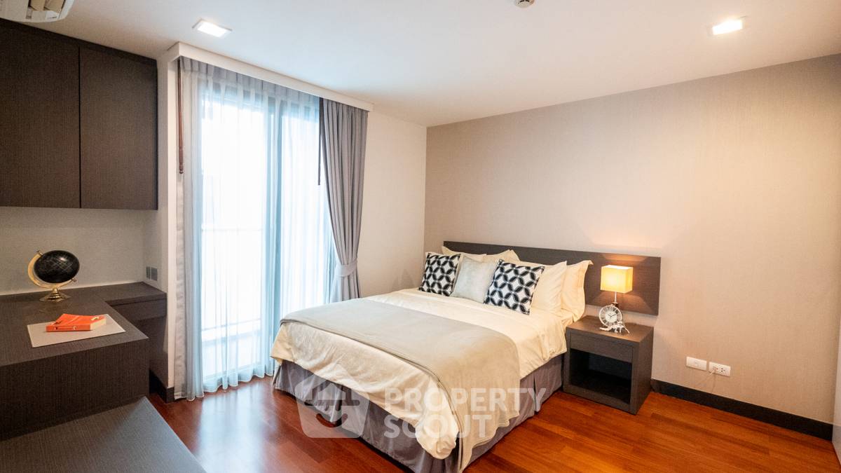 picture 2-BR Condo at The Klasse Residence near MRT Sukhumvit (ID 514491) - 7/12