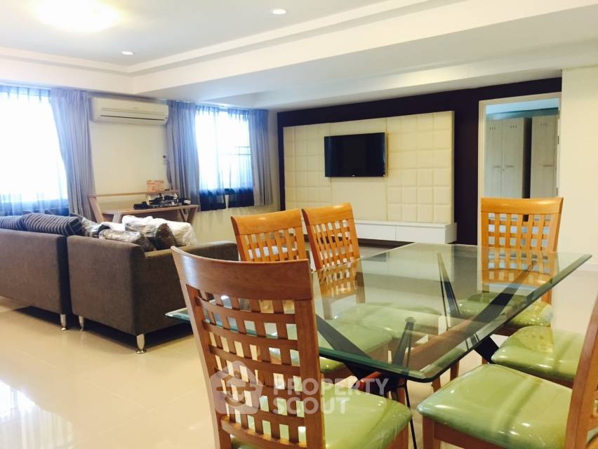 picture 3-BR Condo at Royal Castle Sukhumvit near BTS Phrom Phong (ID 514499) - 2/9