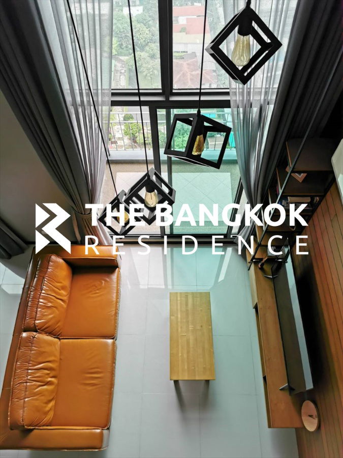 picture 🤎Modern Loft with Cozy Wood Finishes🤎 Villa Asoke, near MRT Phetchaburi  - 8/21