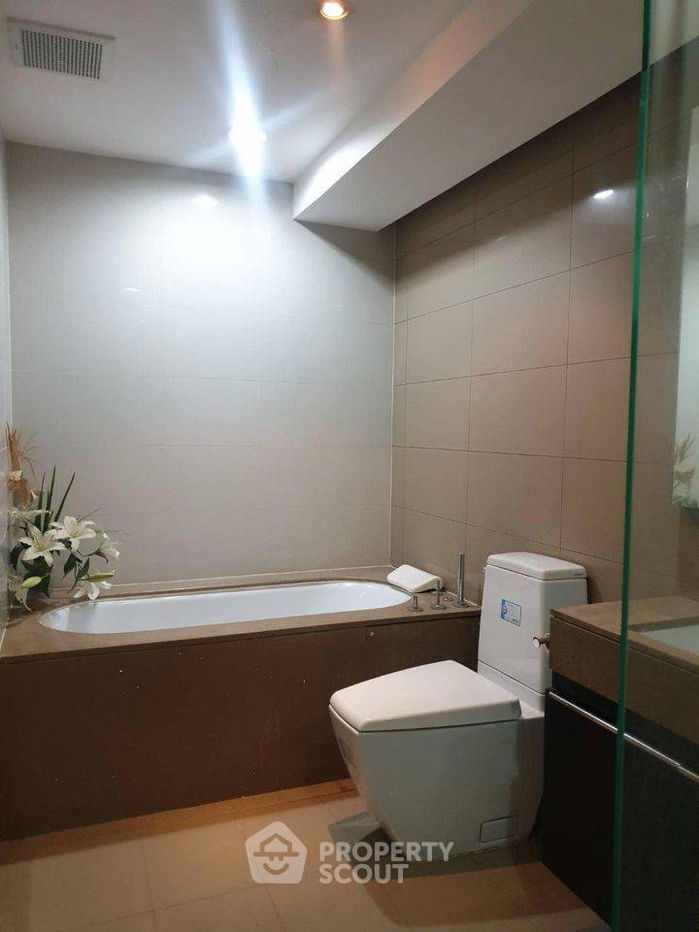 picture 1-BR Condo at The Address Phathumwan near BTS Ratchathewi (ID 84752) - 3/9