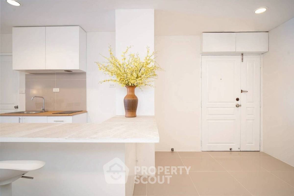 picture 2-BR Condo at The Waterford Diamond Tower Sukhumvit near BTS Phrom Phong (ID 2279634) - 2/12