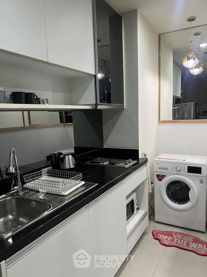 picture 1-BR Condo at Sky Walk Residences near BTS Phra Khanong (ID 1798406) - 4/13