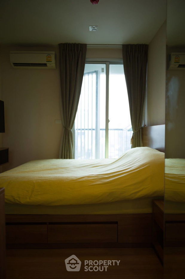 รูป คอนโด 1-ห้องนอน ที่ ริธึ่ม สาทร ใกล้ BTS สะพานตากสิน (ID 1176884) - รูปที่ 4/9