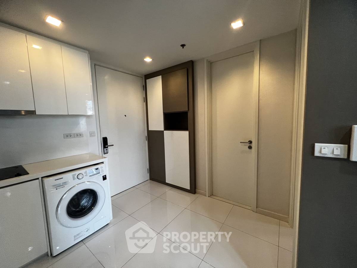 picture 2-BR Condo at Nara 9 By Eastern Star near BTS Chong Nonsi (ID 984887) - 10/14
