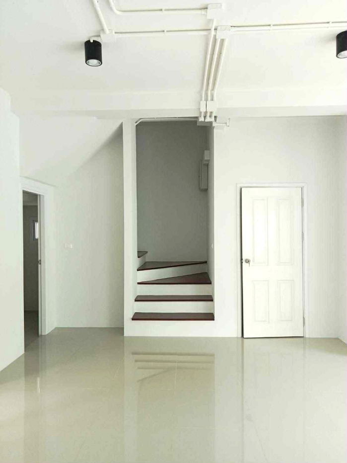 รูป ขายถูก!! โฮมออฟฟิศ 4 ชั้น The Terminal สุวรรณภูมิ  - รูปที่ 2/13
