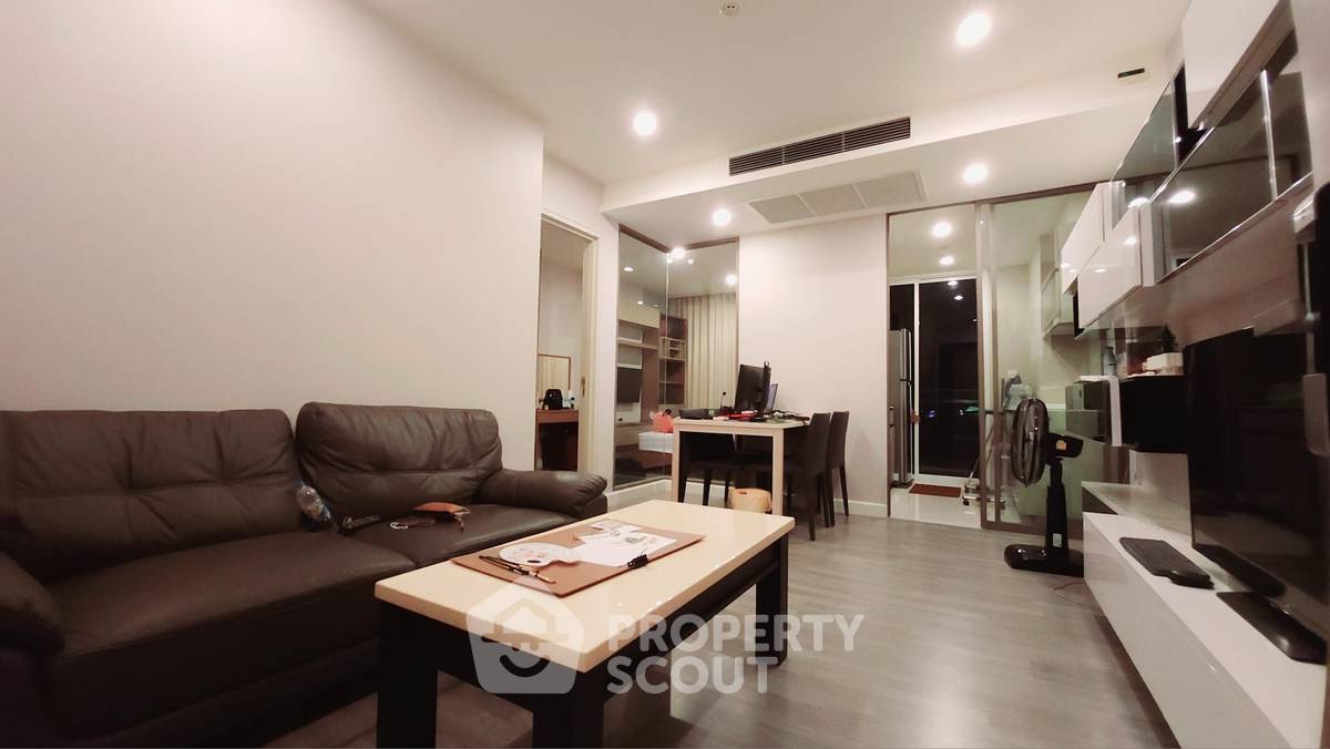 รูป คอนโด 1-ห้องนอน ที่ เดอะ รูม สาทร ใกล้ BTS เซนต์หลุยส์ (ID 1446967) - รูปที่ 2/17