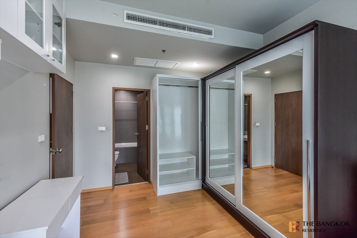 รูป Fully Furnished,Noble Revent High investment potential near BTS Ratchathewi - รูปที่ 8/13
