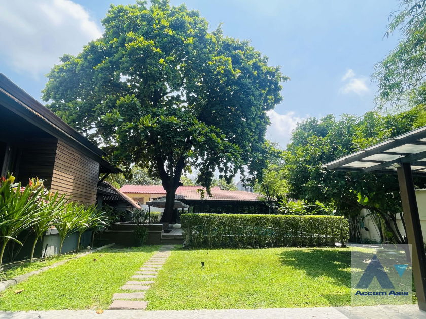 picture 🔼🔽 AccomA 📩 Home Office,Private Swimming Pool 5 BR House in Khlong Ton Nuea (AA22860) - 3/16