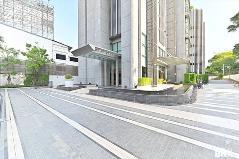 The Address Sukhumvit 28 🌟 Special Unit, Great Value 💥 Near BTS Phrom Phong