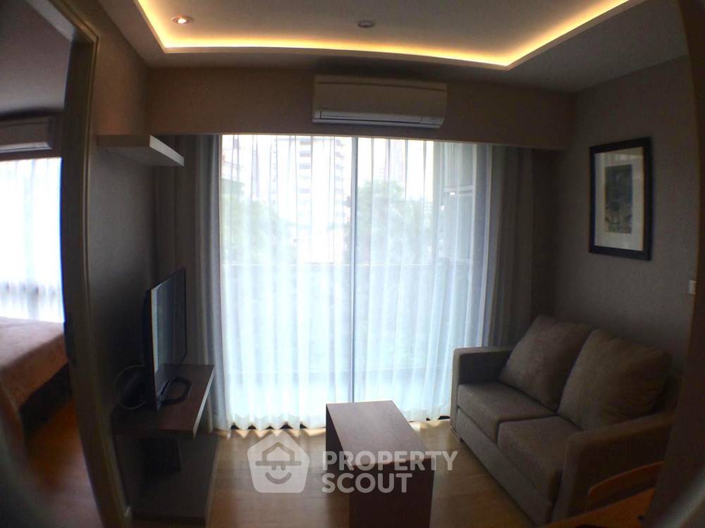 รูป คอนโด 1-ห้องนอน ที่ ไทดี้ ดีลักซ์ สุขุมวิท 34 ใกล้ BTS ทองหล่อ (ID 512450) - รูปที่ 2/13