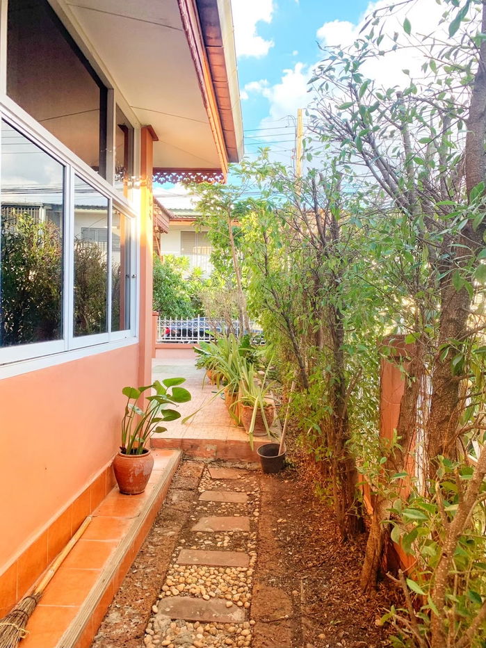 picture House for RENT Just ONLY 20K * Ready to move in* - 6/14