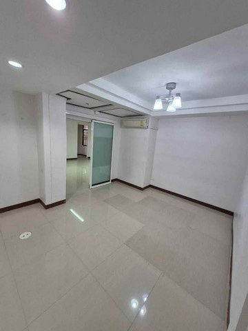 รูป HR2824ให้เช่าบ้านเดี่ยว 2 ชั้น 50 ตรว.ซอยประชาราษฎร์บำเพ็ญ 25 ย่านห้วยขวาง เหมาะอยู่อาศัย - รูปที่ 2/20