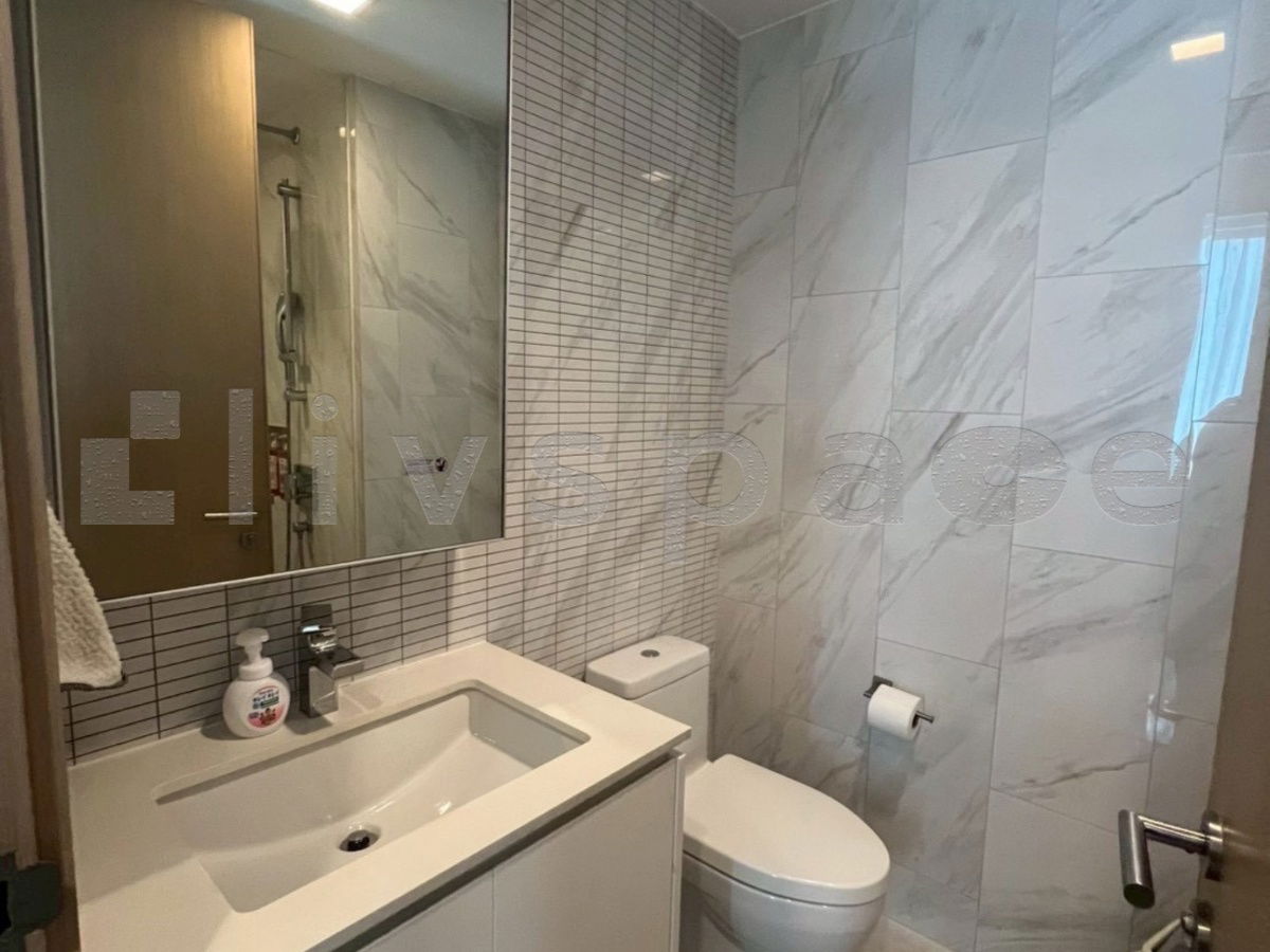 picture ▚ LA143ツ For Sale: Hyde Sukhumvit 11 –  2 Bedroom, Sell With Tenants at Special Price ⭐ - 9/9