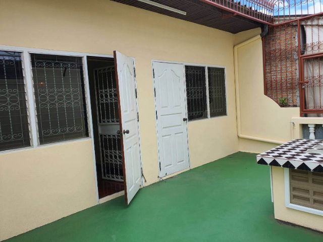 picture Two-and-a-half-story townhouse for rent in Phonphailin Village, Lat Phrao 41/1, Bangkok. - 17/18