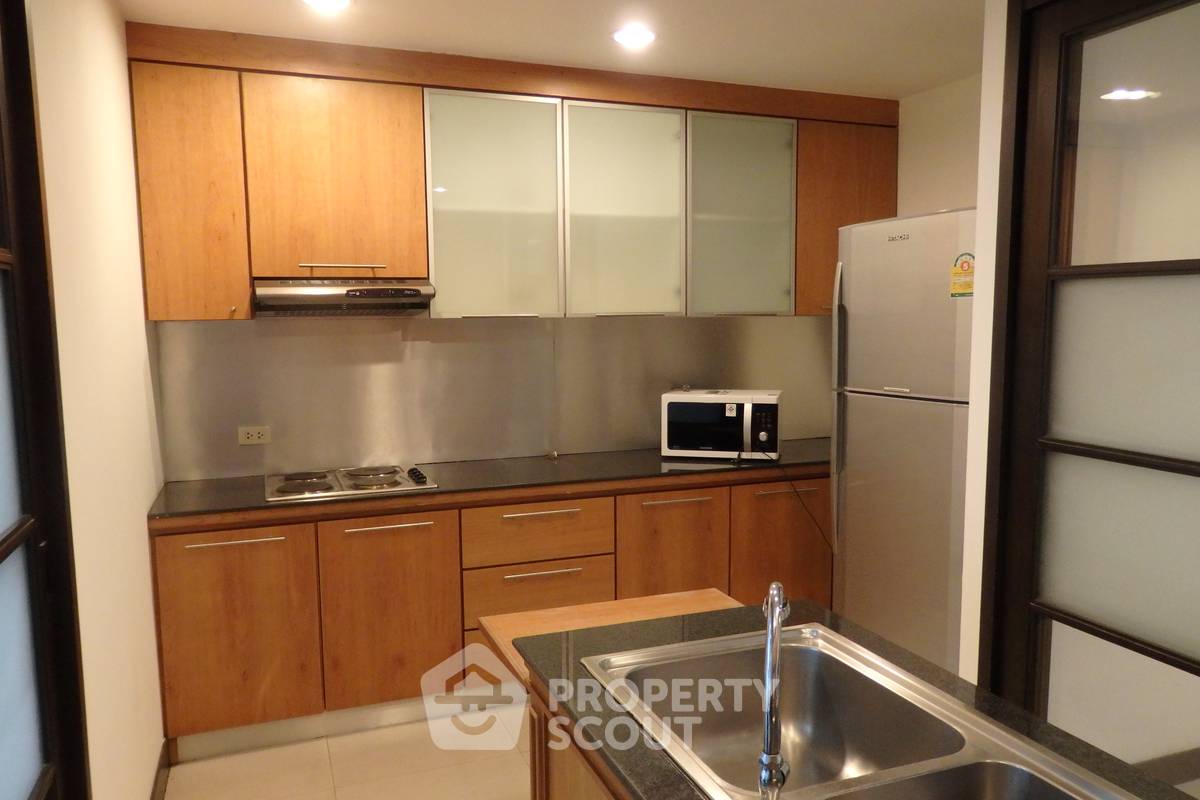 picture 3-BR Condo at Royal Castle Sukhumvit near BTS Phrom Phong (ID 886660) - 6/11