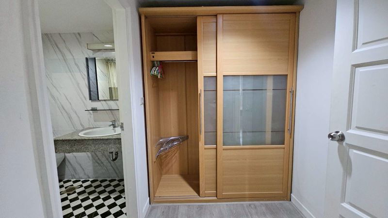 picture < Royal Castle Sukhumvit 39 for Rent > " 5b 6b 240 sqm - 5/19