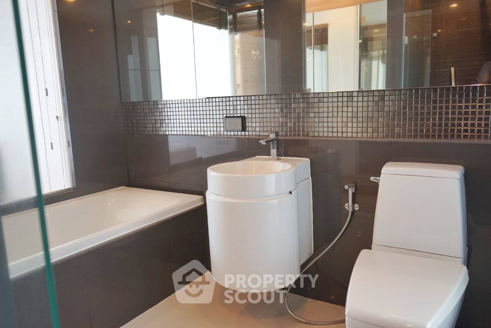รูป คอนโด 2-ห้องนอน ที่ ริธึ่ม สุขุมวิท 50 ใกล้ BTS อ่อนนุช (ID 1428145) - รูปที่ 9/10