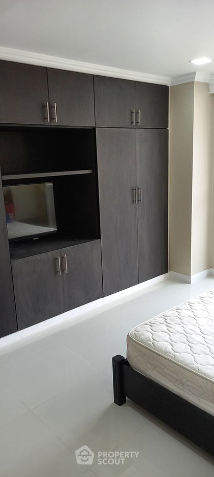 picture 3-BR Condo at D.S. Tower 2 Sukhumvit 39 Condominium near MRT Sukhumvit (ID 1512224) - 5/14