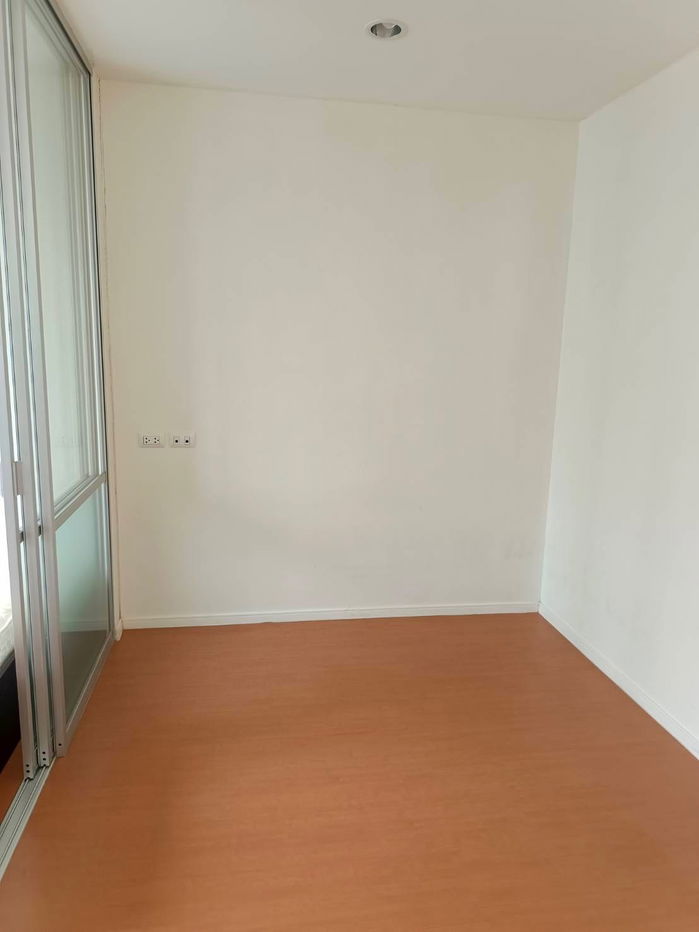 picture (For Rent LUMPINI CONDO TOWN RAMINDRA – LATPLAKHAO) - 4/5