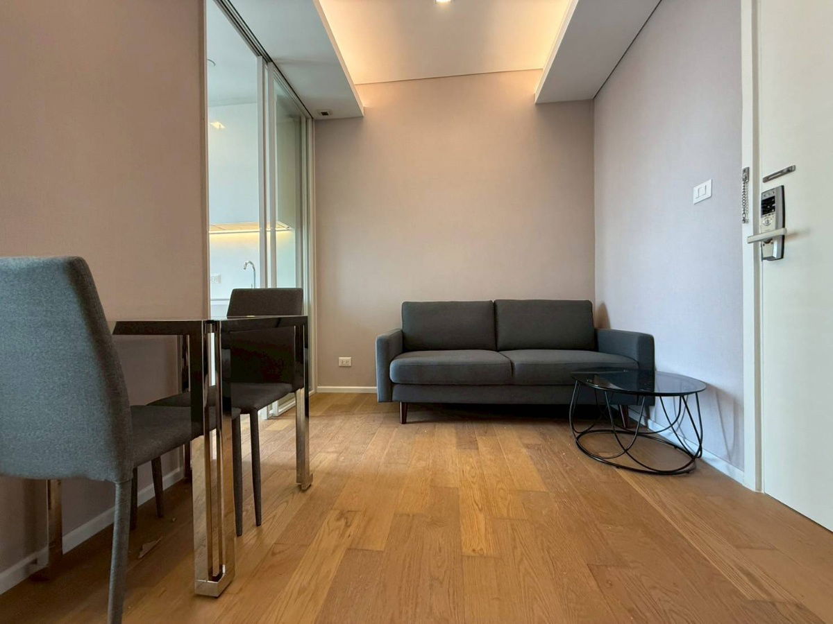 picture  Hot Deal! Luxury Condo in Ladprao – Only 15,000 THB/month  The Saint Residences – Prime Location Opposite Central Ladprao - 2/10