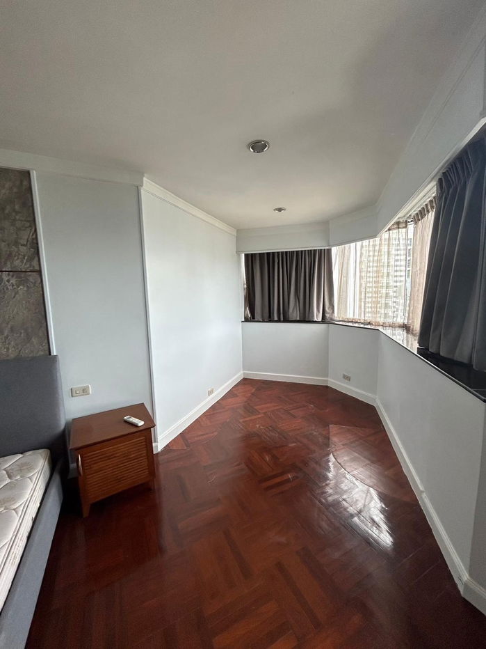 รูป Spacious 3-Bed Condo for Sale at President Park Sukhumvit 24 – Pine Tower (S03-2092S) - รูปที่ 18/39