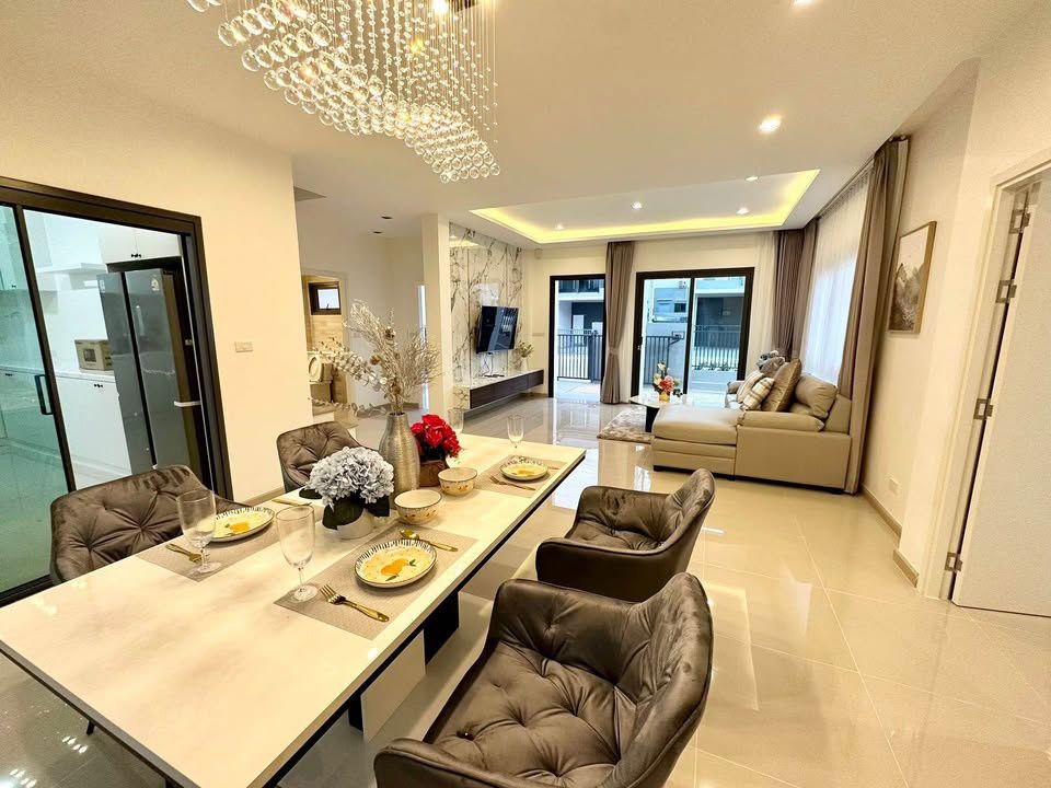 picture House for Rent – Pattaya Element | Rental Price: 45,000 THB/month Location : Takhian Tia ,Usable area: 250 sq.m. 4 Bedrooms, 3 Bathrooms - 5/5
