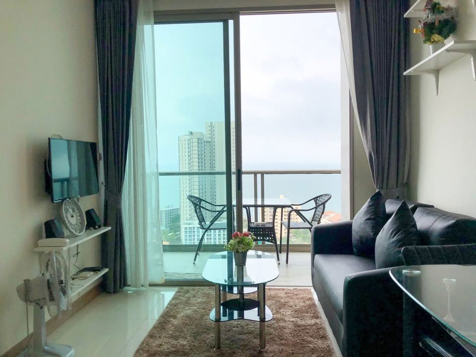 picture For Rent: Riviera Wongamat Condo 23rd Floor Rental Price: 20,000 Baht / month Size: 35 sq.m. - 6/11