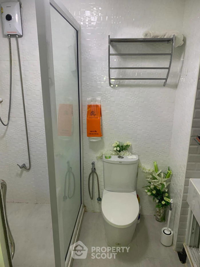 picture Studio Condo at Markland Condominium Central Pattaya close to Pattaya North (ID 2297141) - 6/9