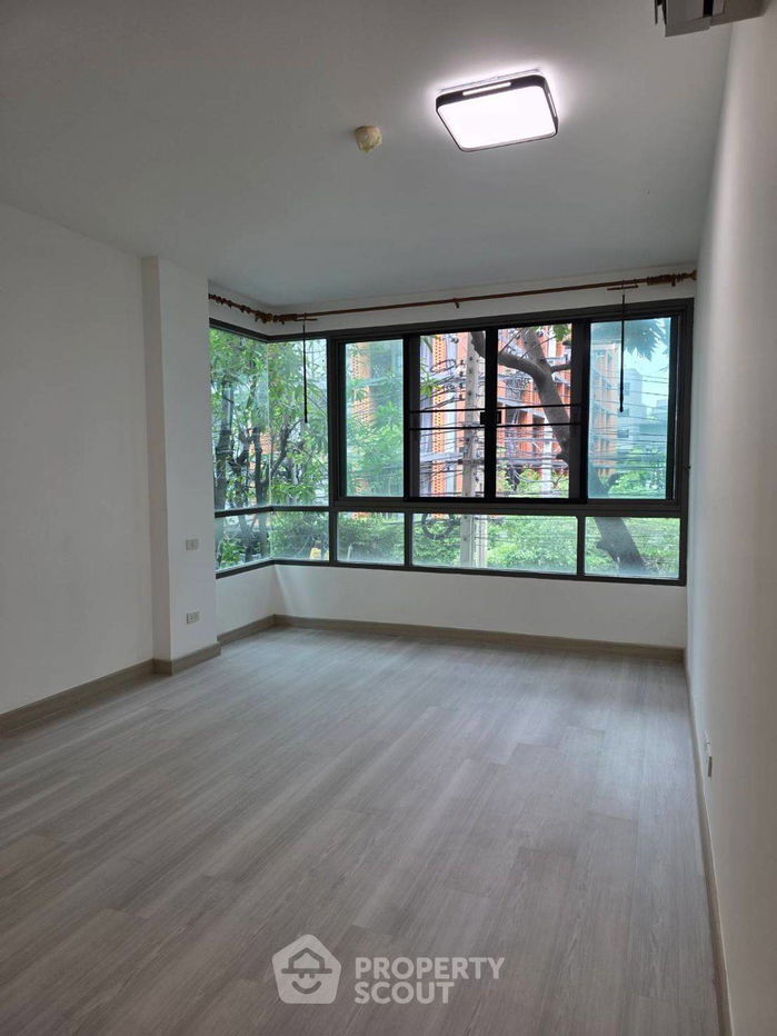 picture 2-BR Condo at Issara @ 42 Sukhumvit Condominium near BTS Ekkamai (ID 2168722) - 1/20