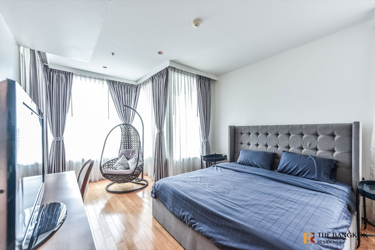 picture  The Empire Place ✨ Stylish & Well-Priced Unit 💫 Near BTS Chong Nonsi  - 8/21