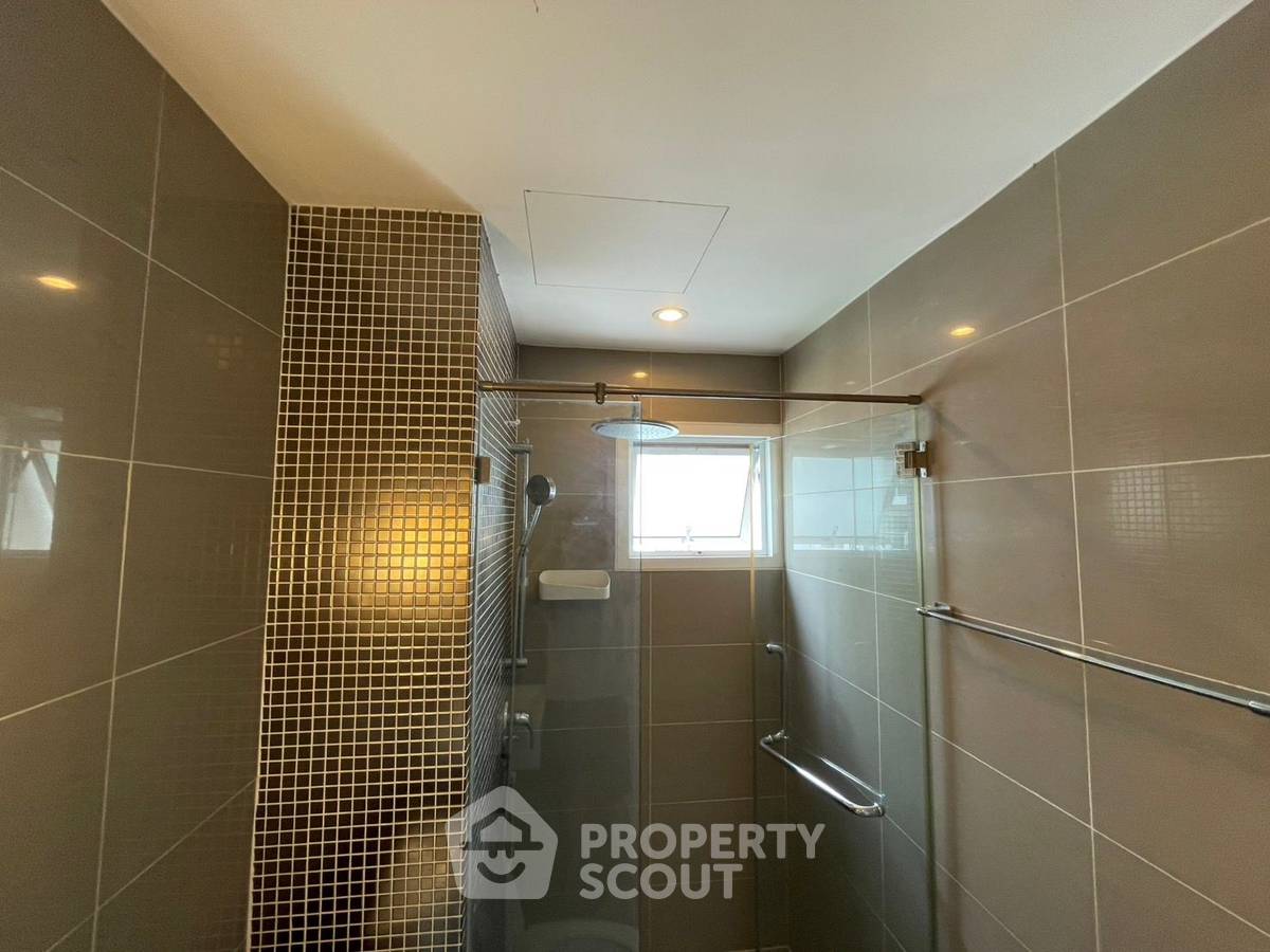 picture 2-BR Condo at Supalai Wellington near MRT Thailand Cultural Centre (ID 2298080) - 24/31