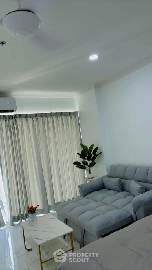 picture 1-BR Condo at View Talay 5 Condominium Jomtien close to Jomtien Beach (ID 2111496) - 12/17