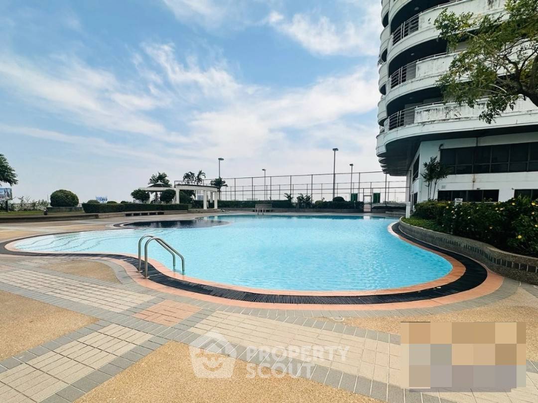 picture 3-BR Condo at Floraville Condominium near ARL Hua Mak (ID 2166242) - 11/12