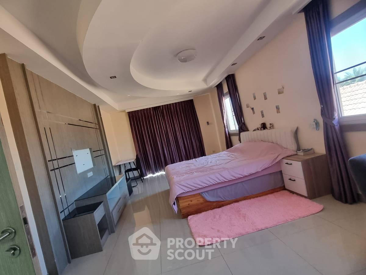 picture 5-BR Villa at Pattaya Lagoon Resort close to Pattaya South (ID 2297143) - 15/16