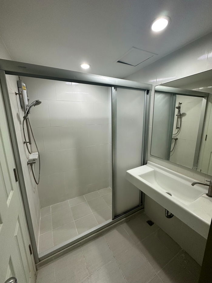 picture Y017📍Urgent📍Condo for rent, U Delight Rattanathibet, ready to move in, special price💵, fully furnished, beautiful room, washing machine included. - 10/13