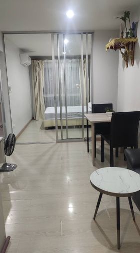 คอนโดให้เช่า  ห้องกั้นกระจก The Kith Plus Sukhumvit 113