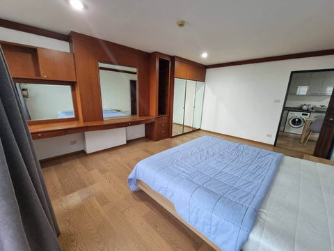 FOR RENT Supalai Place 39 Condo   26,000