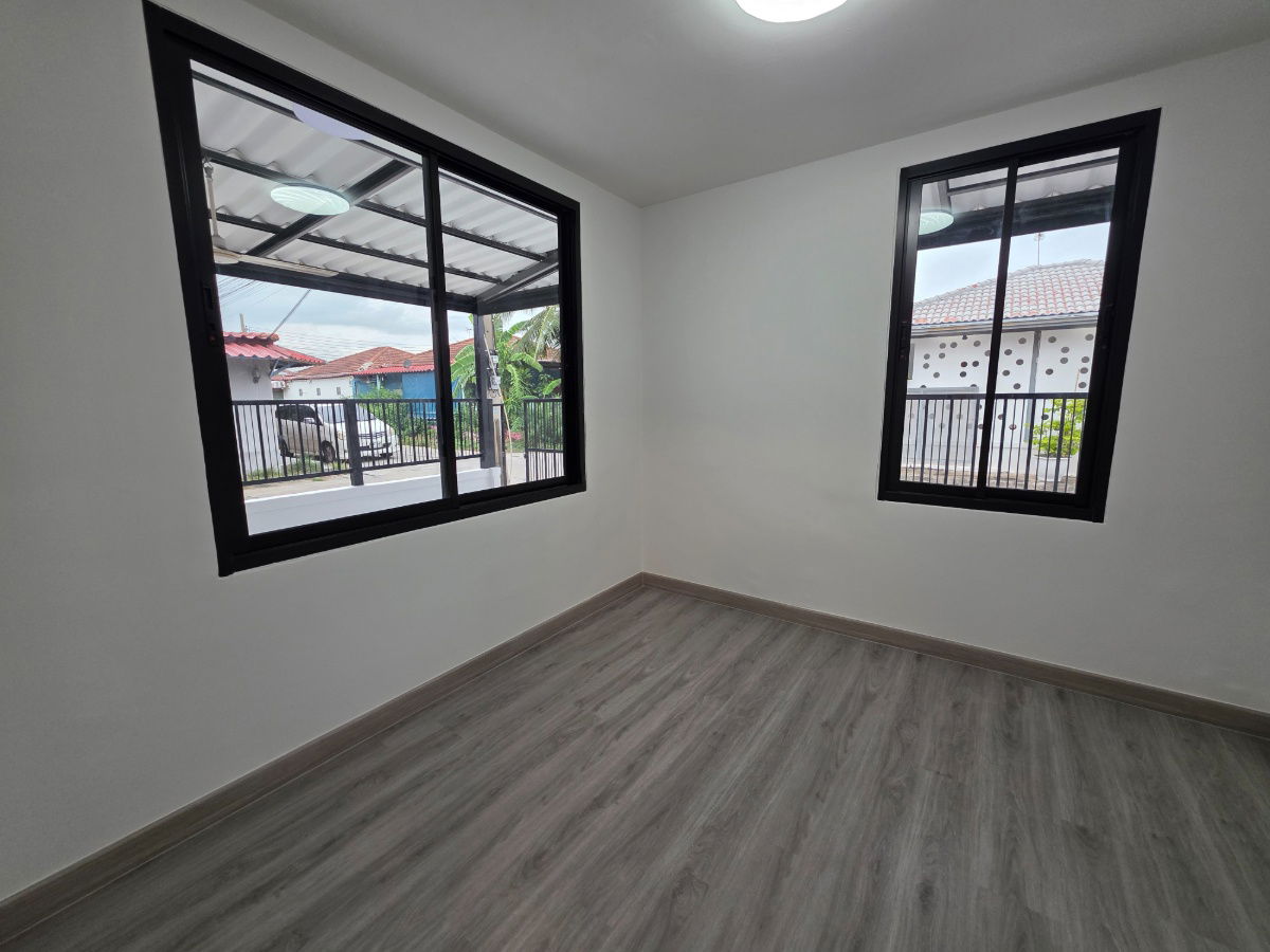 รูป ขายบ้านพฤกษา 3 วัดลาดปลาดุก หลังมุม 23.9 ตร.ว. ตกแต่งใหม่ทั้งหลัง_BL168 - รูปที่ 9/16