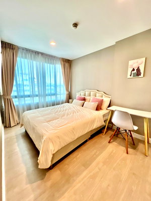 คอนโดให้เช่า : Metro Luxe Ratchada ห้องสวย ราคาดี สอบถามเพิ่มเติมได้ที่ Line @condorental