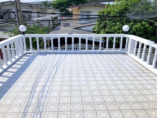 picture MRT TaoPoon Townhouse for rent 2-storey 26 sq.wa. 206 sq.m.MRT BangSon 900m. newly renovated spacio - 4/8