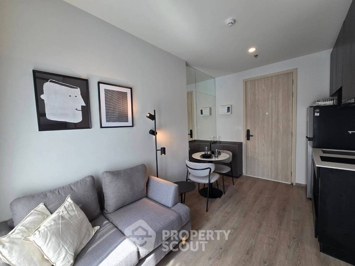 picture 1-BR Condo at Nue District R9 near MRT Phra Ram 9 (ID 2298116) - 1/12