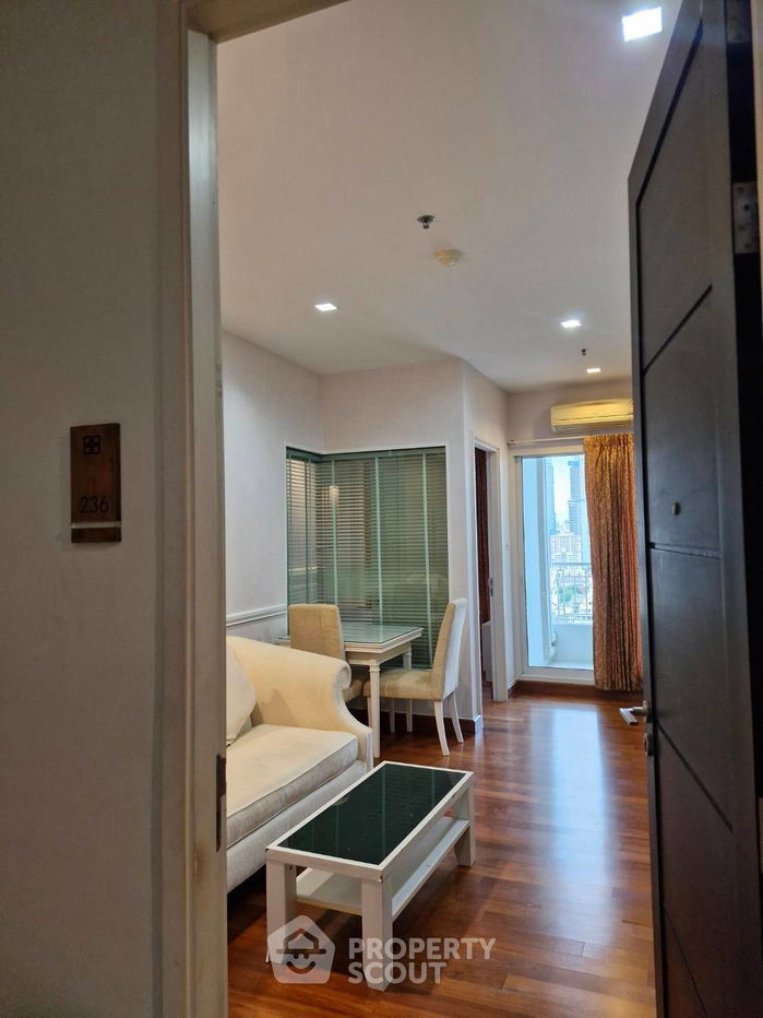 รูป คอนโด 1-ห้องนอน ที่ ไอวี่สาทร 10 ใกล้ BTS เซนต์หลุยส์ (ID 2297646) - รูปที่ 1/7