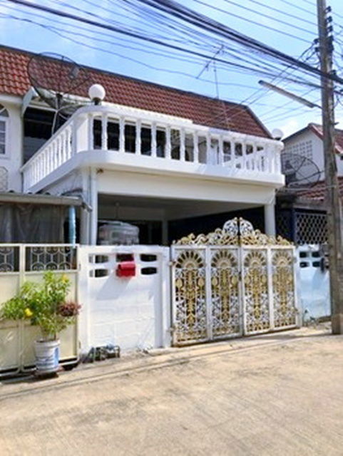 picture MRT TaoPoon Townhouse for rent 2-storey 26 sq.wa. 206 sq.m.MRT BangSon 900m. newly renovated spacio - 1/8