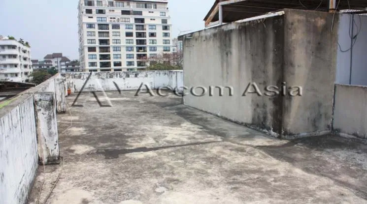 picture 🔼🔽 AccomA 📩  4 BR House in Khlong Toei Nuea (2212387) - 7/9