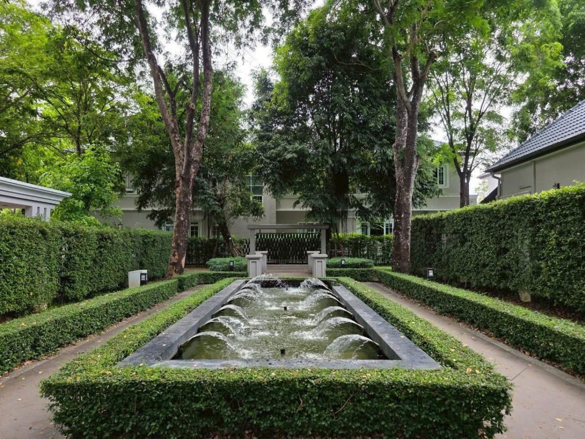 picture #Luxury detached house for sale #Granada Pinklao-Phetkasem, a luxurious mansion in Classical Simplicity style, 2 floors, on Kanchanaphisek Road. - 13/20